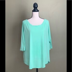 Fabletics XXL 3/4 Length Sleeve Active Tee